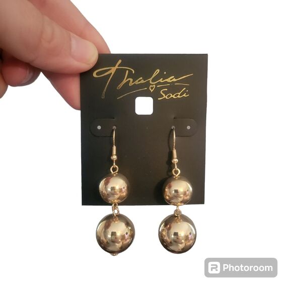 NWT Gold Chunky Necklace and Earring Set - Picture 2 of 3